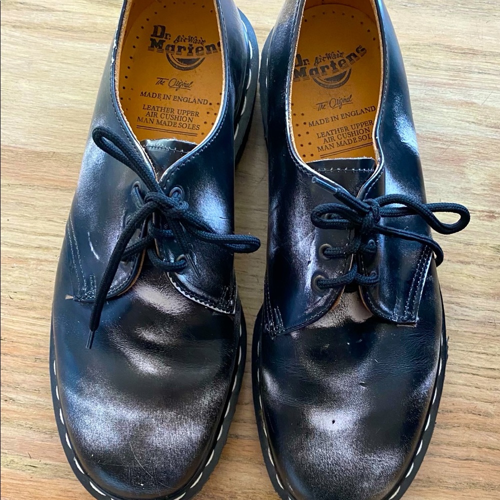 Vintage black/white “spray paint” Doc Martens